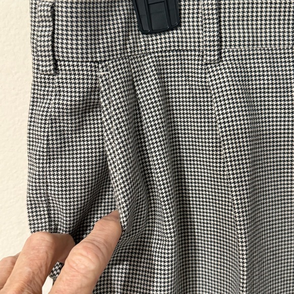 Lands’ End Houndstooth Dress Pants Cotton Pleated Cuffs Slacks Men’s Size 33x29 - Picture 2 of 12
